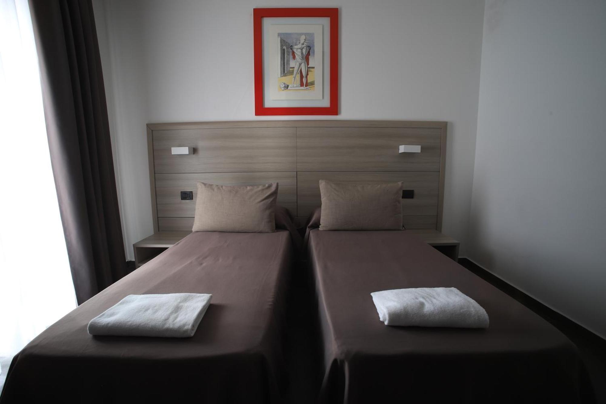 Tiby Hotel 3*